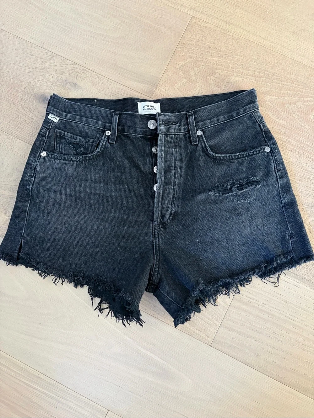 Citizens Of Humanity Marlow Shorts 26 Black Vintage